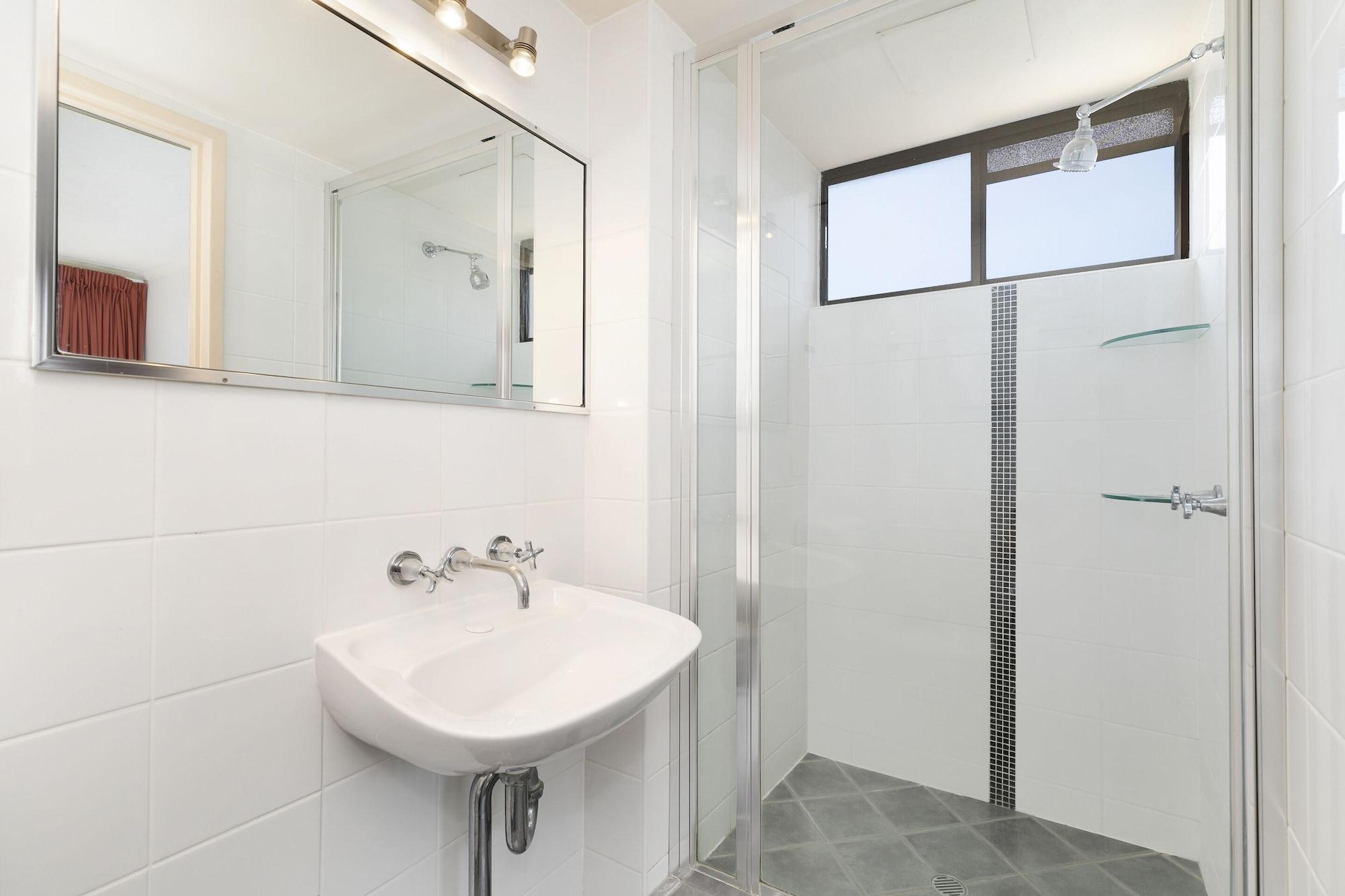 The Astor 3* Brisbane